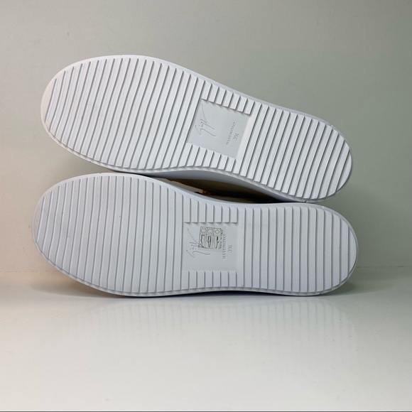 GIUSEPPE ZANOTTI Beige Low Top Crocodile Sneakers - Picture 14 of 16